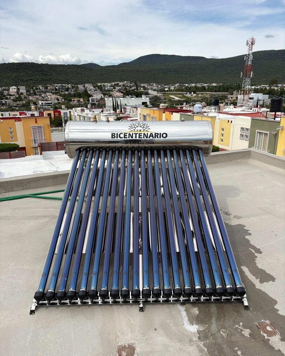 Calentador solar HTS-20 con certificado NOM-027 instalado en Querétaro